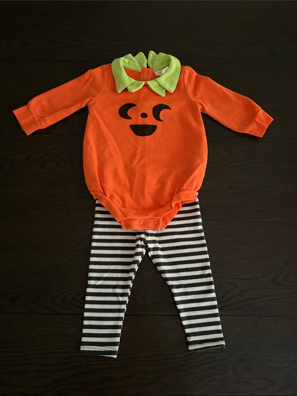Cat & Jack Pumpkin Baby Outfit  (3-6M)